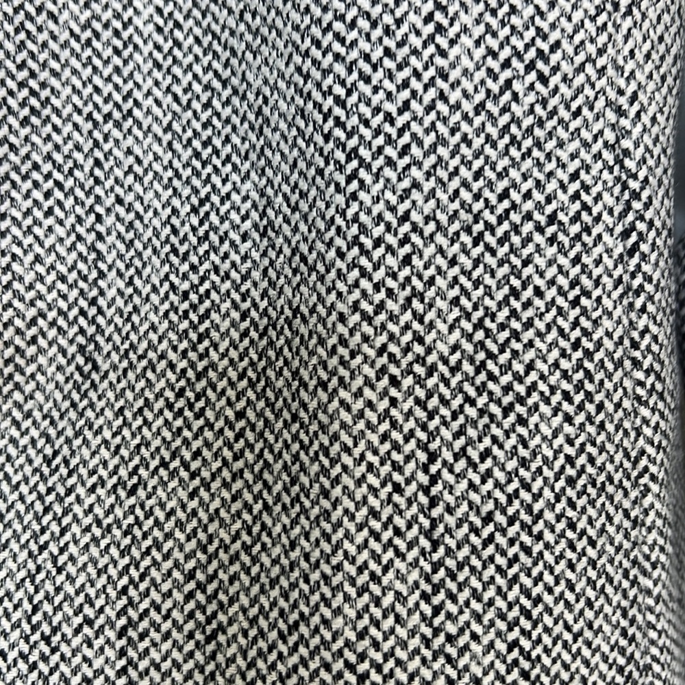 Never worn! Black and White tweed blazer - Picture 4 of 4